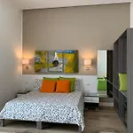 Casa Caracciolo