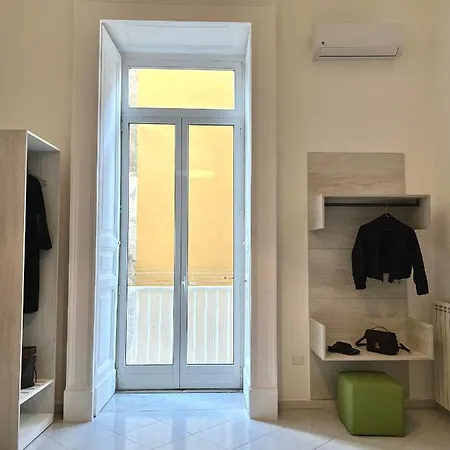 Casa Caracciolo *