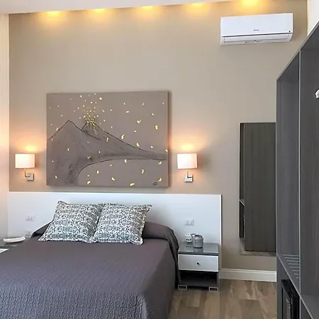 Casa Caracciolo 4* ナポリ