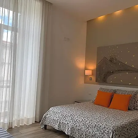Casa Caracciolo 4* ナポリ
