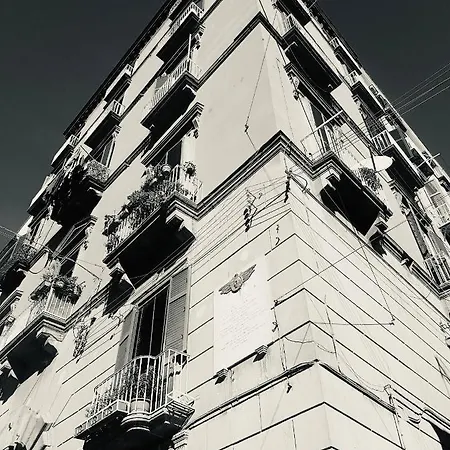Casa Caracciolo Alojamento de Acomodação e Pequeno-almoço Nápoles