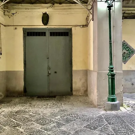 Alojamento de Acomodação e Pequeno-almoço Casa Caracciolo