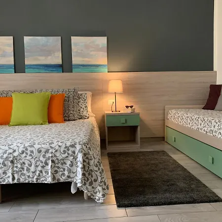 Oda ve Kahvaltı Casa Caracciolo 4*